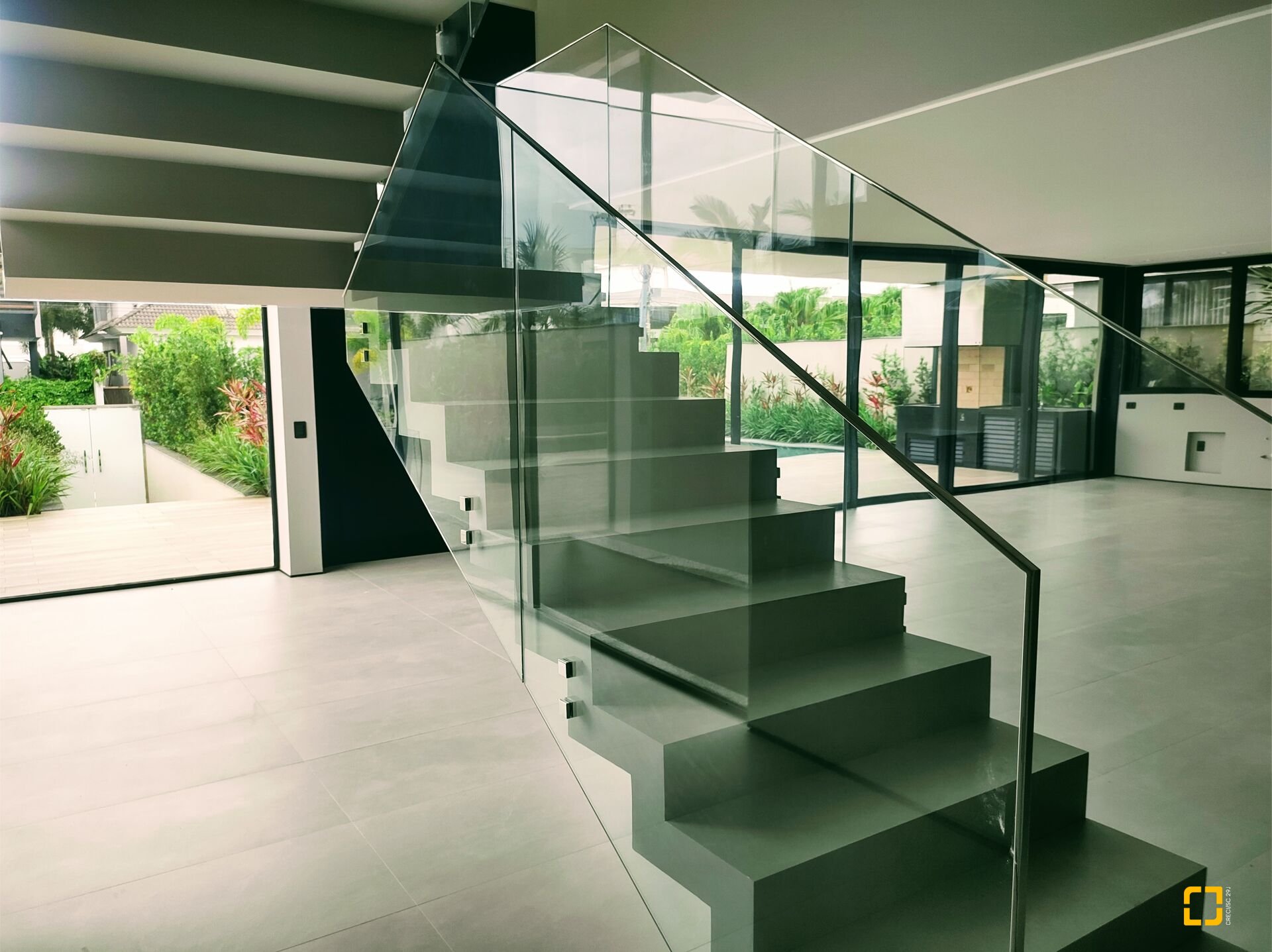 Casa com 700m², 10 quartos (sendo 5 suítes), 6 garagens, no bairro Jurerê Internacional em Florianópolis