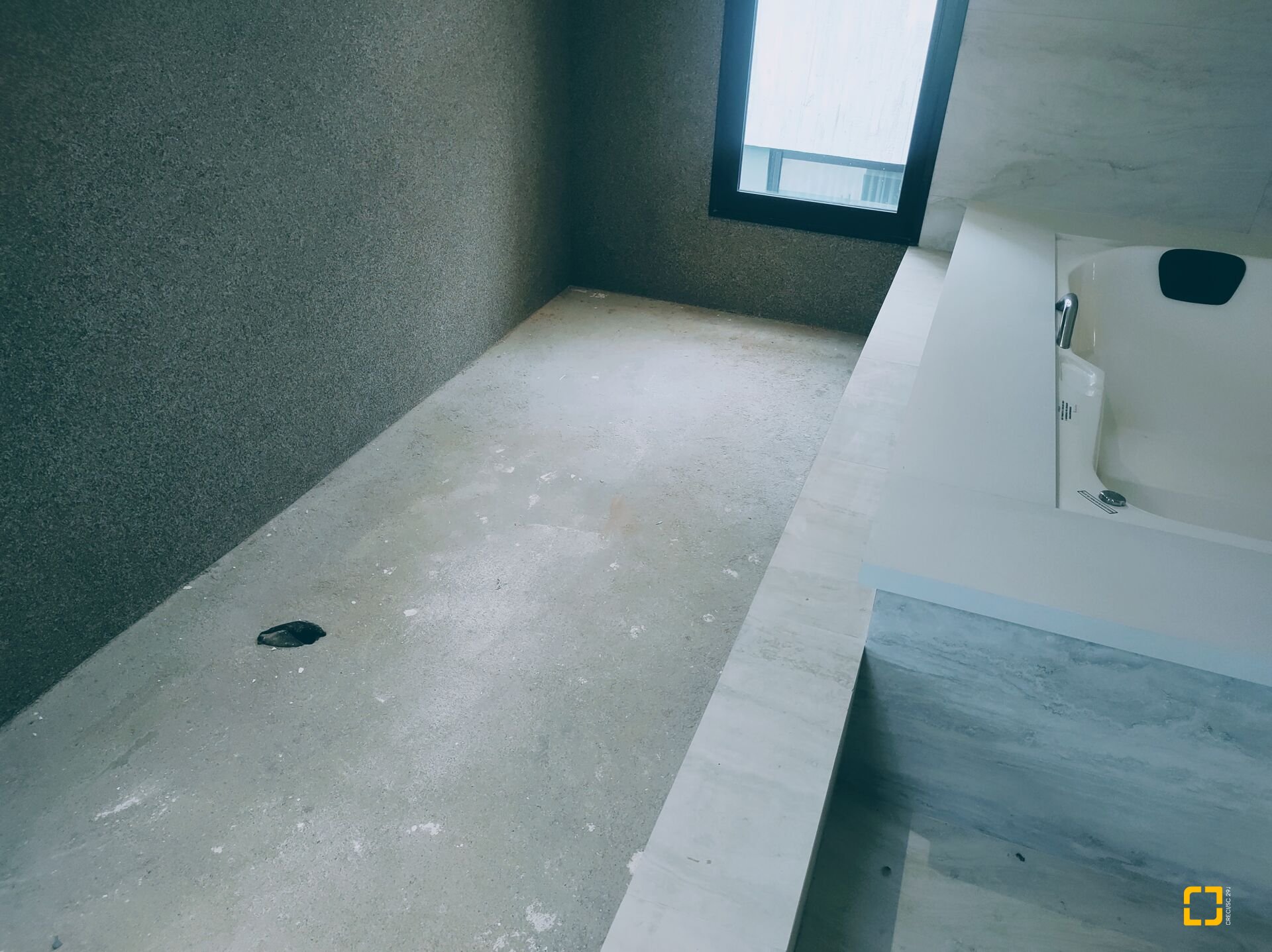 Casa com 700m², 10 quartos (sendo 5 suítes), 6 garagens, no bairro Jurerê Internacional em Florianópolis