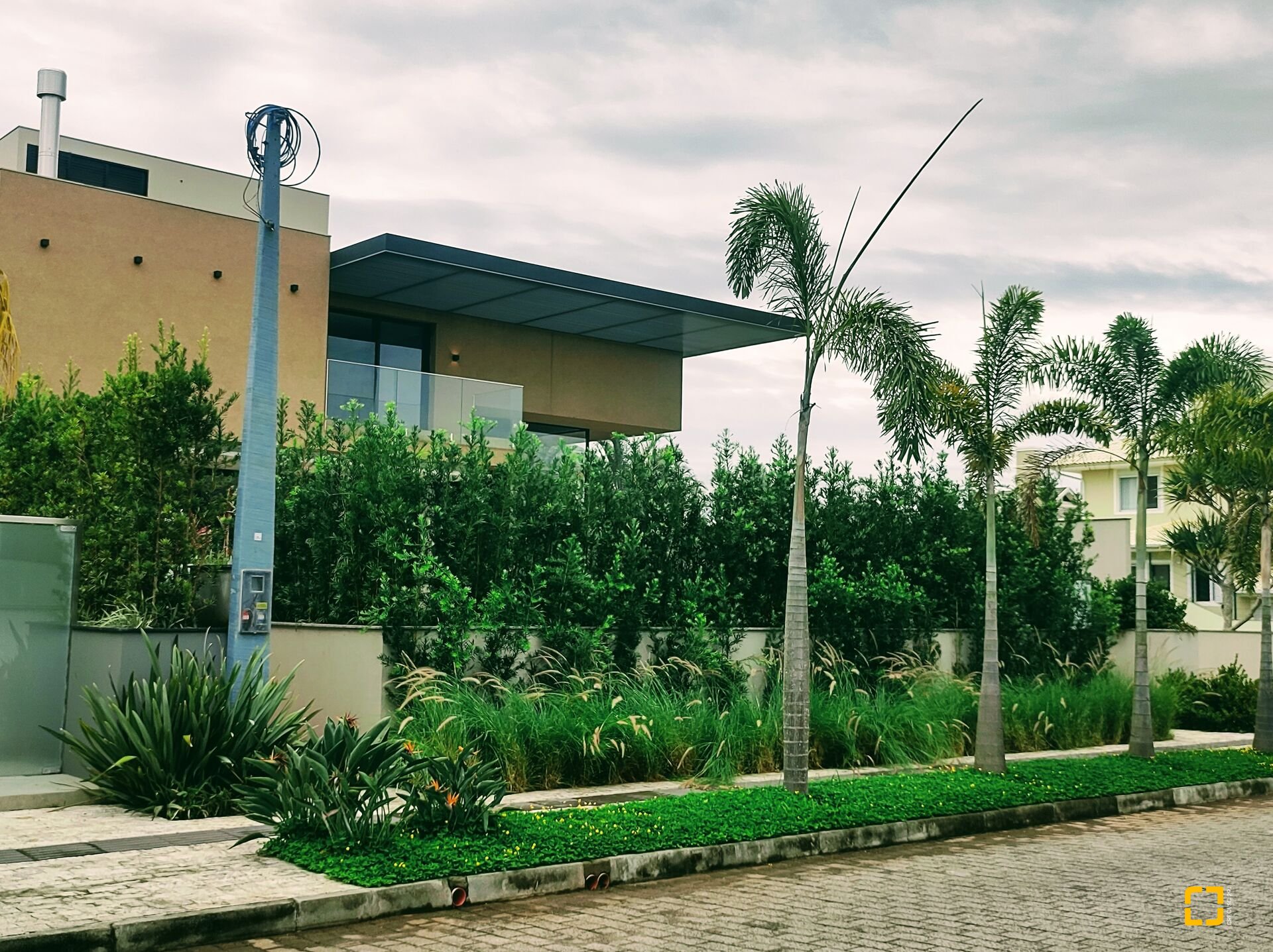 Casa com 700m², 10 quartos (sendo 5 suítes), 6 garagens, no bairro Jurerê Internacional em Florianópolis