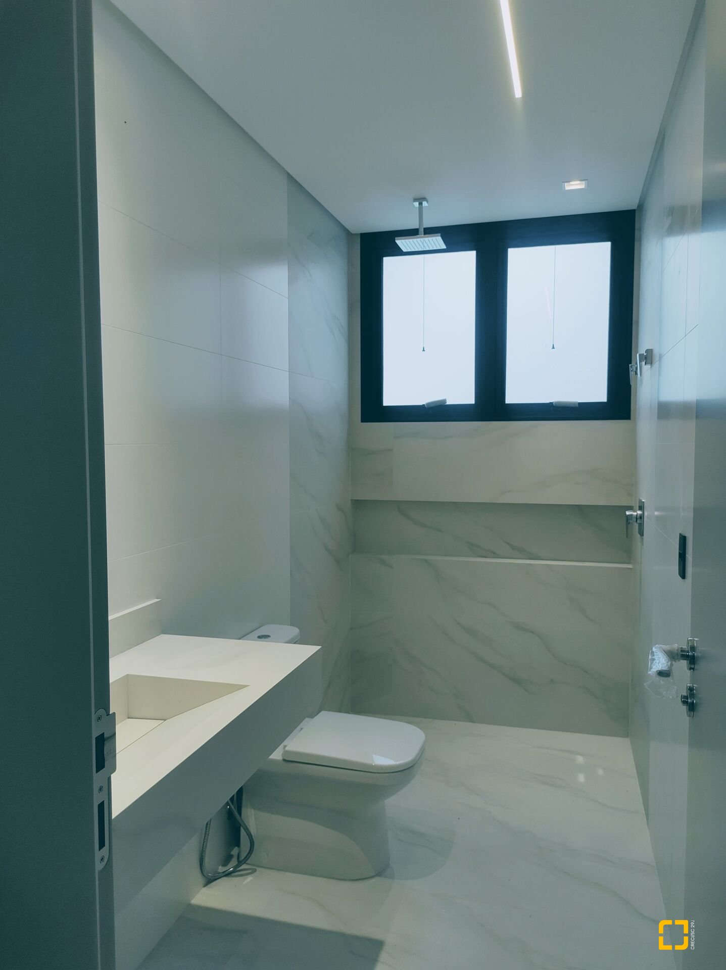 Casa com 700m², 10 quartos (sendo 5 suítes), 6 garagens, no bairro Jurerê Internacional em Florianópolis