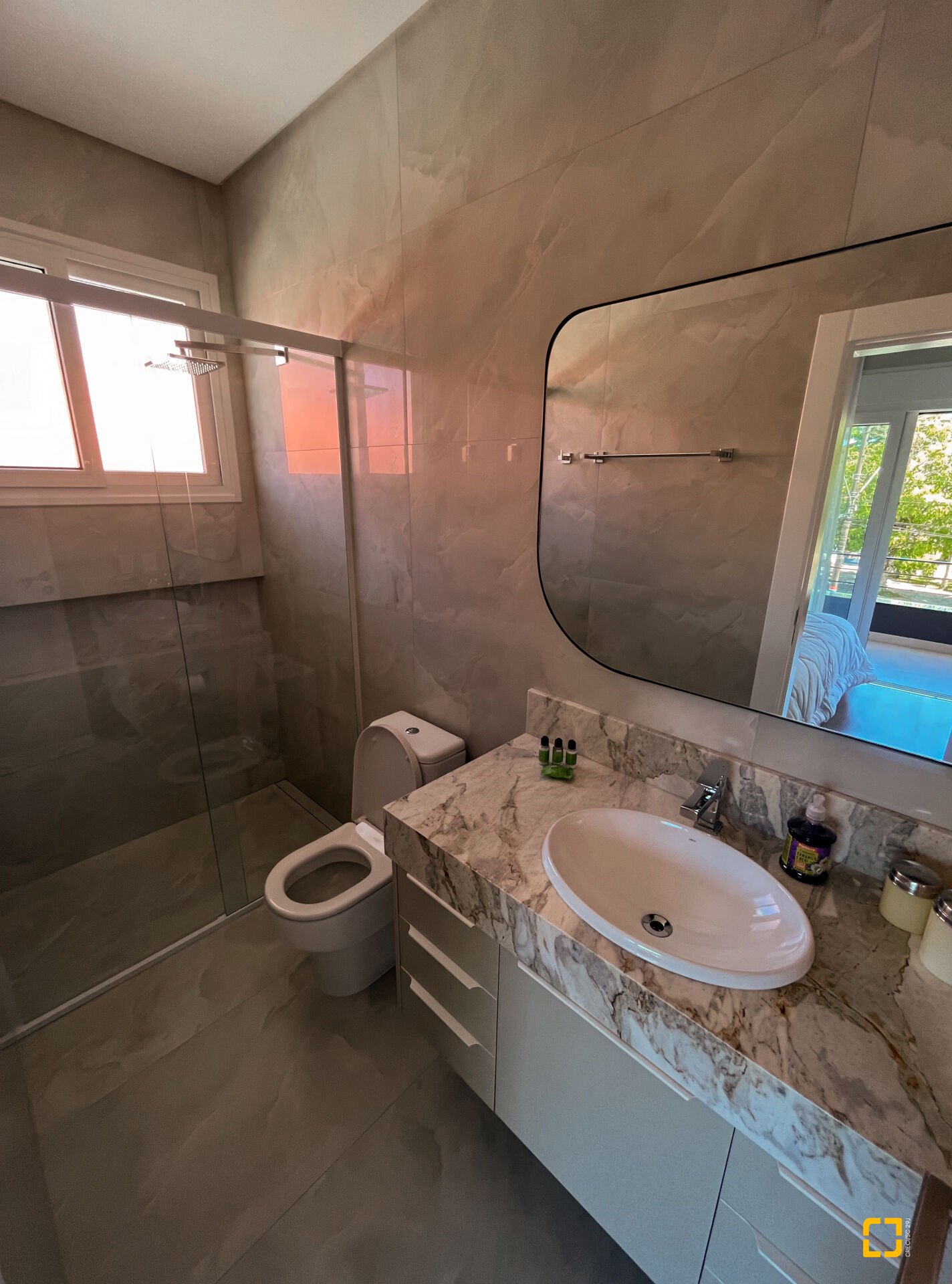 Casa com 400m², 8 quartos (sendo 4 suítes), 4 garagens, no bairro Jurerê Internacional em Florianópolis