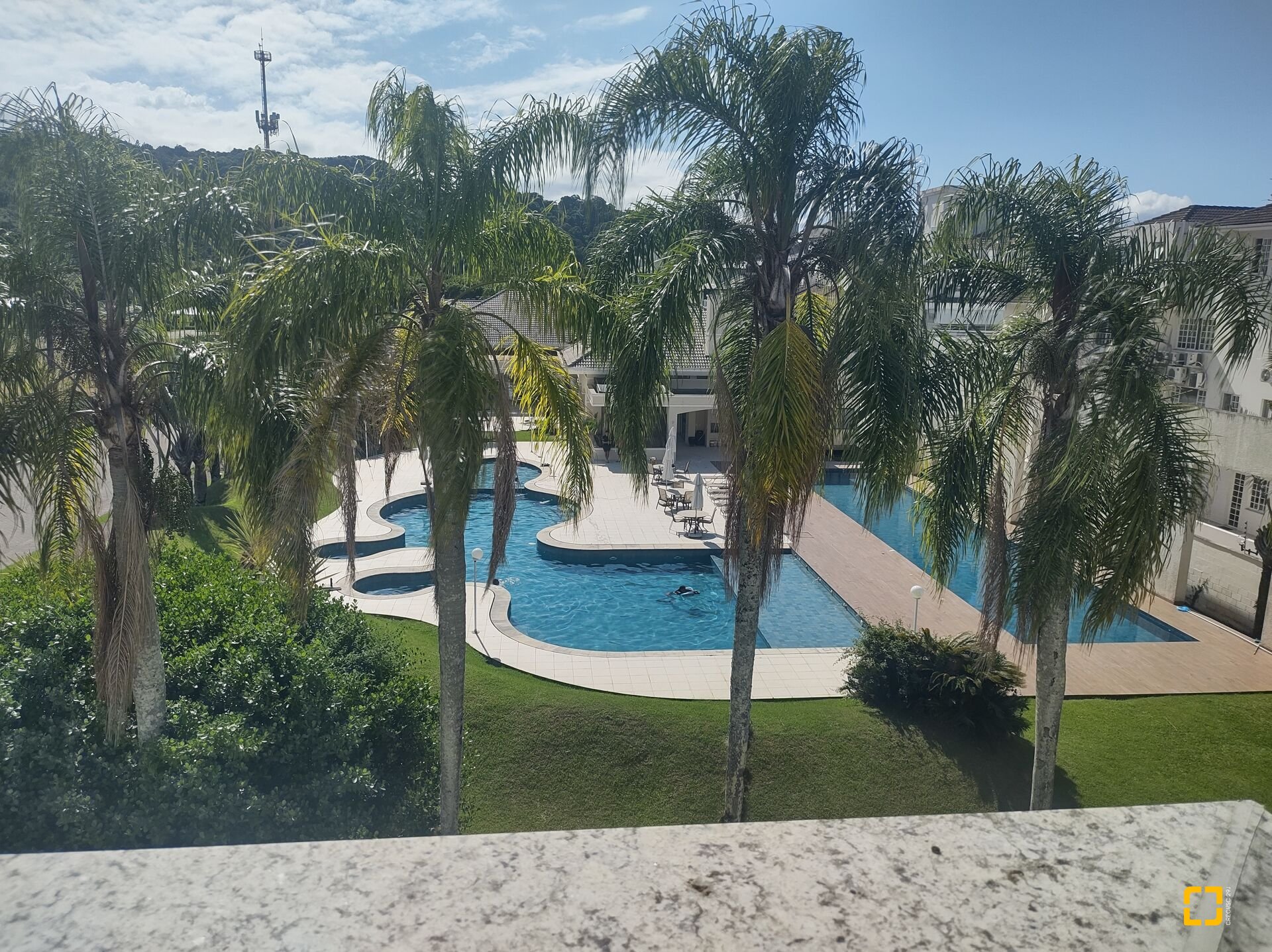 Casa com 995m², 17 quartos (sendo 8 suítes), 4 garagens, no bairro Jurerê Internacional em Florianópolis