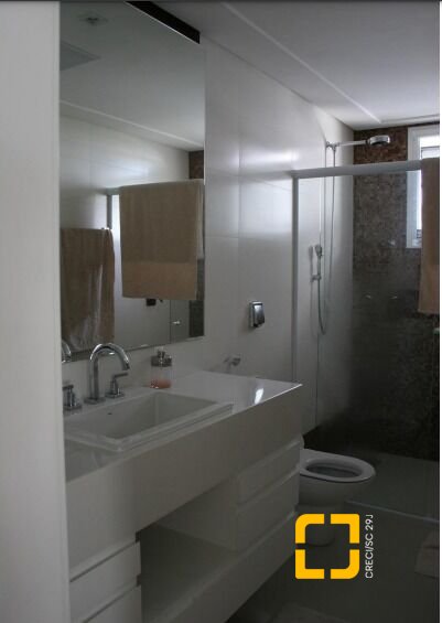 Casa com 758m², 10 quartos (sendo 5 suítes), 5 garagens, no bairro Jurerê Internacional em Florianópolis