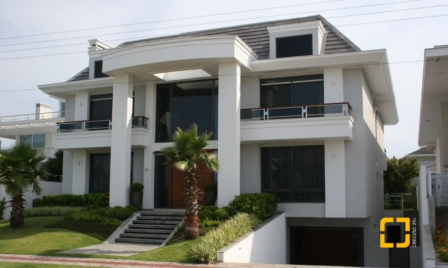 Casa com 758m², 10 quartos (sendo 5 suítes), 5 garagens, no bairro Jurerê Internacional em Florianópolis