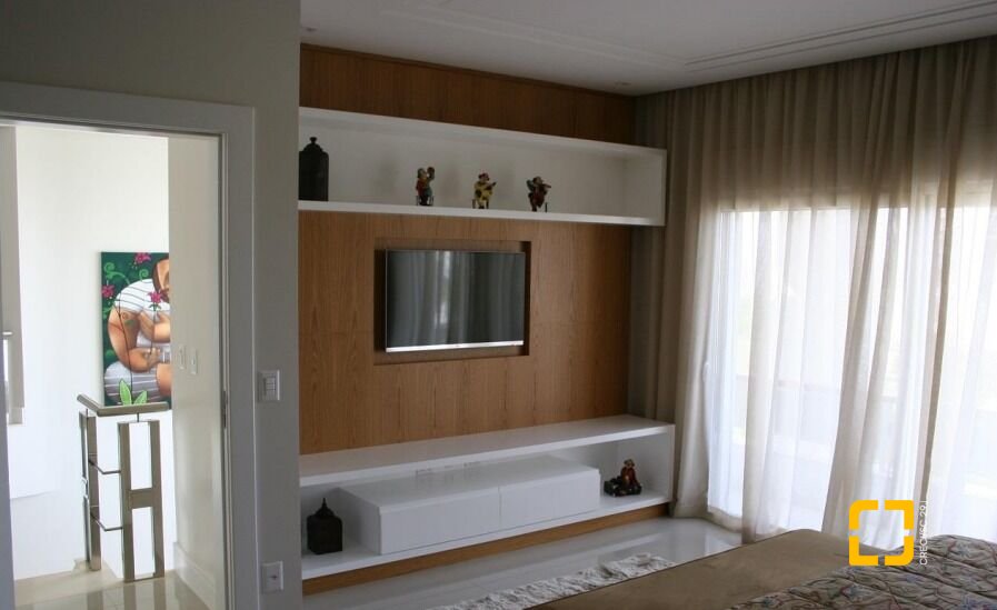 Casa com 758m², 10 quartos (sendo 5 suítes), 5 garagens, no bairro Jurerê Internacional em Florianópolis