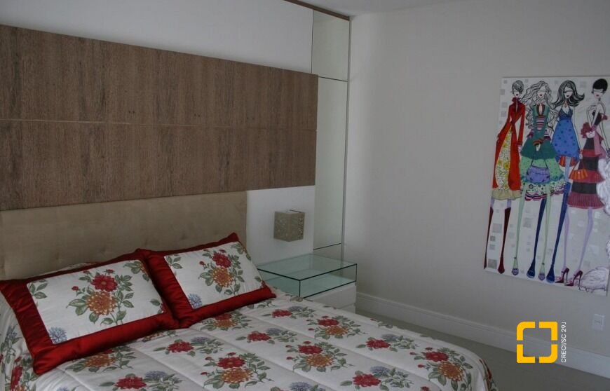 Casa com 758m², 10 quartos (sendo 5 suítes), 5 garagens, no bairro Jurerê Internacional em Florianópolis