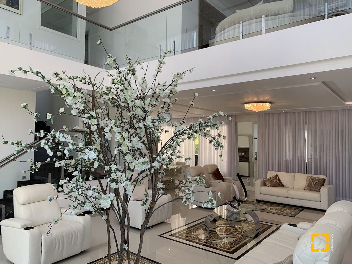 Casa com 739m², 8 quartos (sendo 4 suítes), 4 garagens, no bairro Jurerê Internacional em Florianópolis