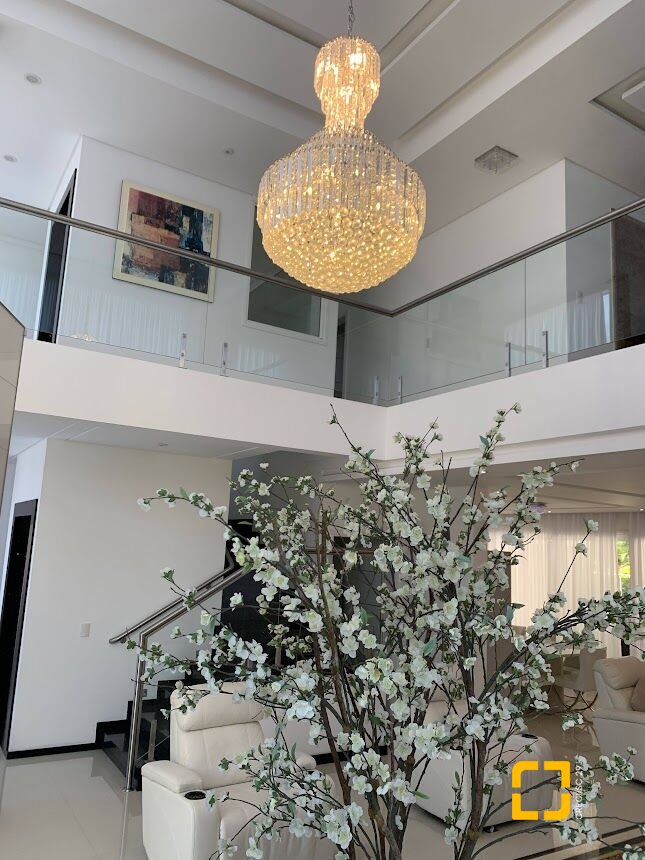 Casa com 739m², 8 quartos (sendo 4 suítes), 4 garagens, no bairro Jurerê Internacional em Florianópolis