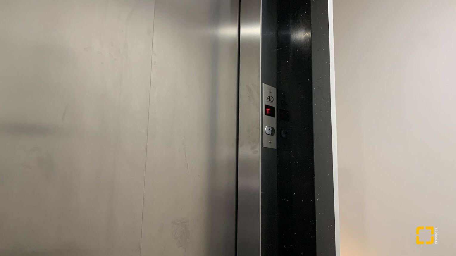 Casa com 739m², 8 quartos (sendo 4 suítes), 4 garagens, no bairro Jurerê Internacional em Florianópolis