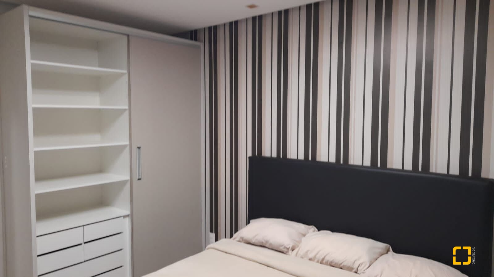 Casa com 421m², 8 quartos (sendo 4 suítes), 4 garagens, no bairro Jurerê em Florianópolis