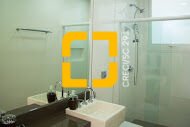 Casa com 421m², 8 quartos (sendo 4 suítes), 4 garagens, no bairro Jurerê em Florianópolis