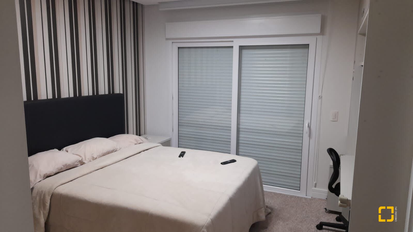 Casa com 421m², 8 quartos (sendo 4 suítes), 4 garagens, no bairro Jurerê em Florianópolis