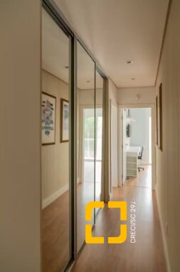 Casa com 650m², 13 quartos (sendo 6 suítes), 5 garagens, no bairro Jurerê Internacional em Florianópolis