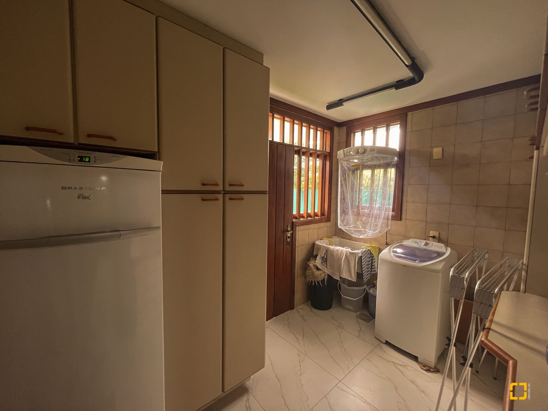 Casa com 300m², 8 quartos (sendo 4 suítes), 4 garagens, no bairro Jurerê Internacional em Florianópolis