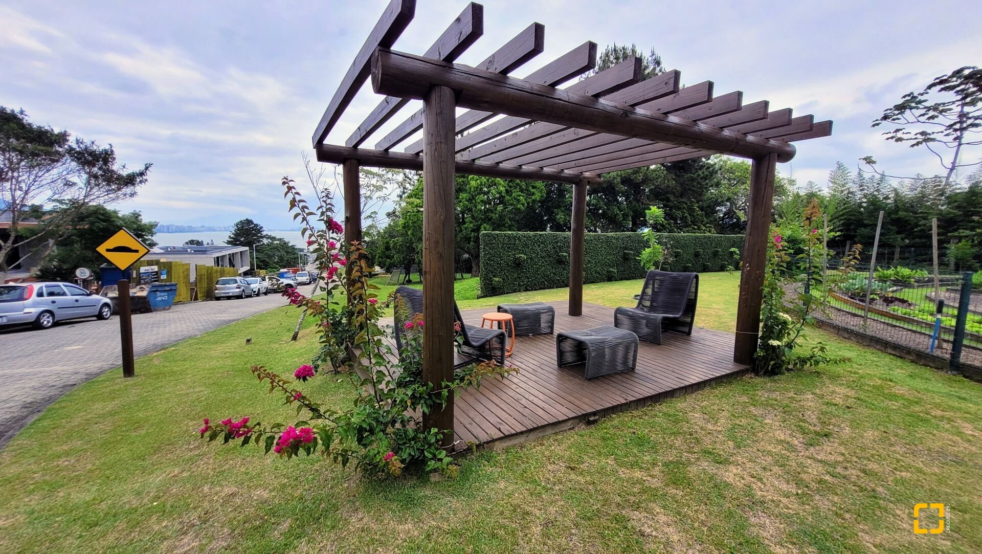 Terreno com 762m², no bairro Cacupé em Florianópolis