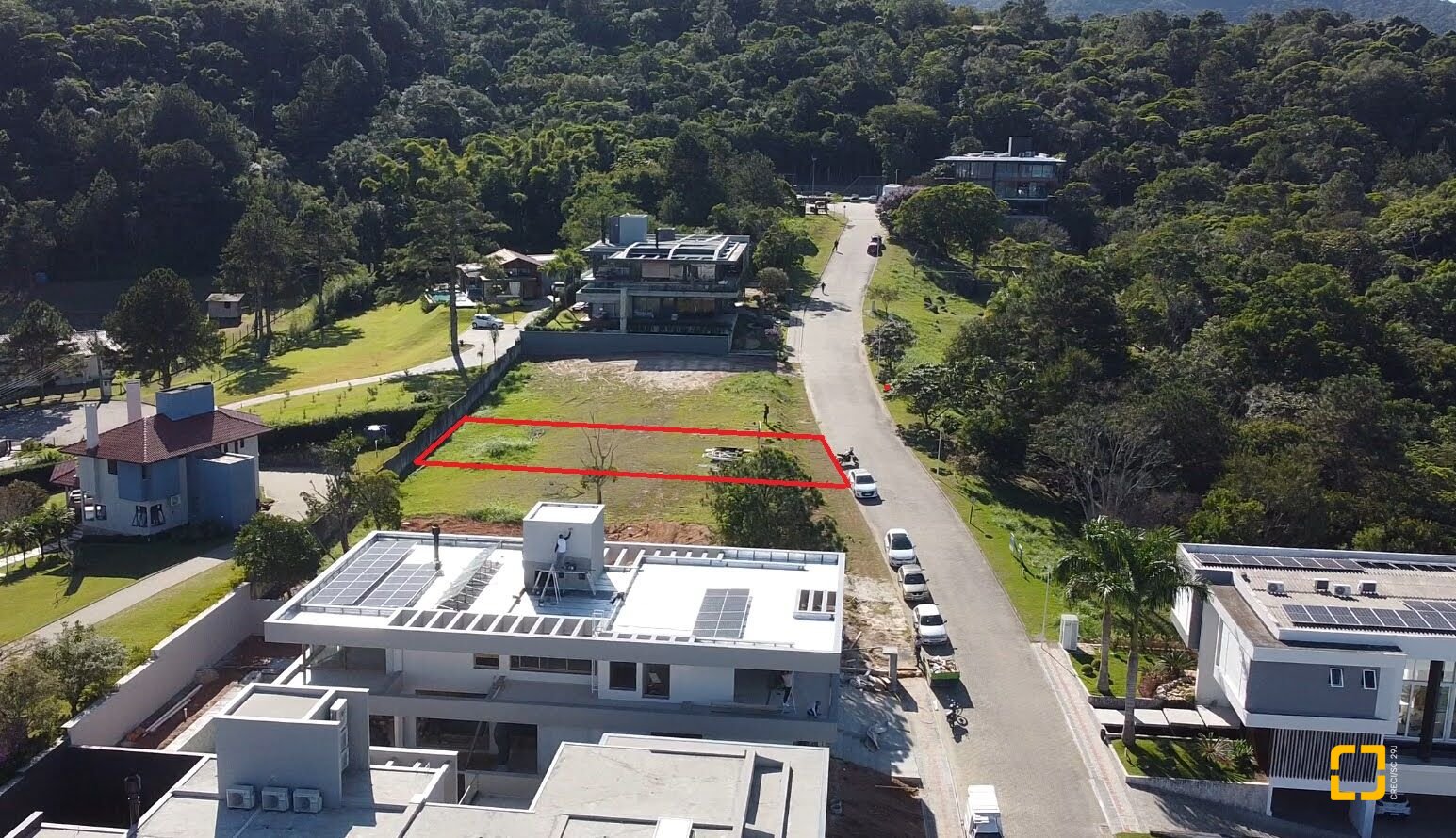 Terreno com 762m², no bairro Cacupé em Florianópolis