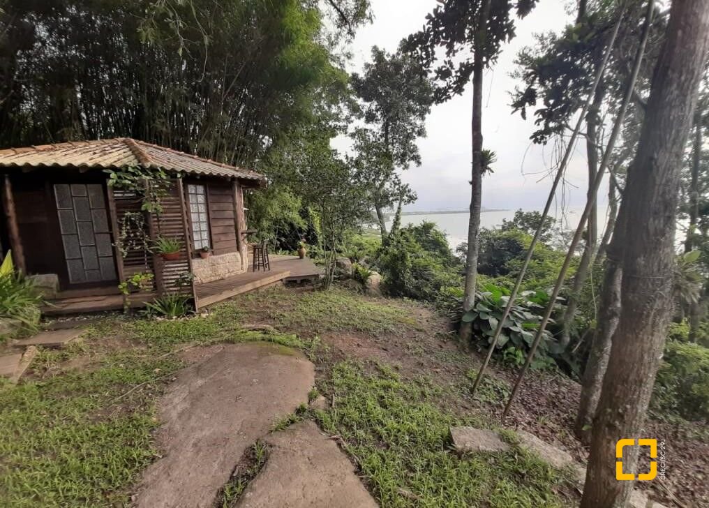 Hotel com 213m², 6 quartos (sendo 1 suíte), no bairro Jurerê Internacional em Florianópolis