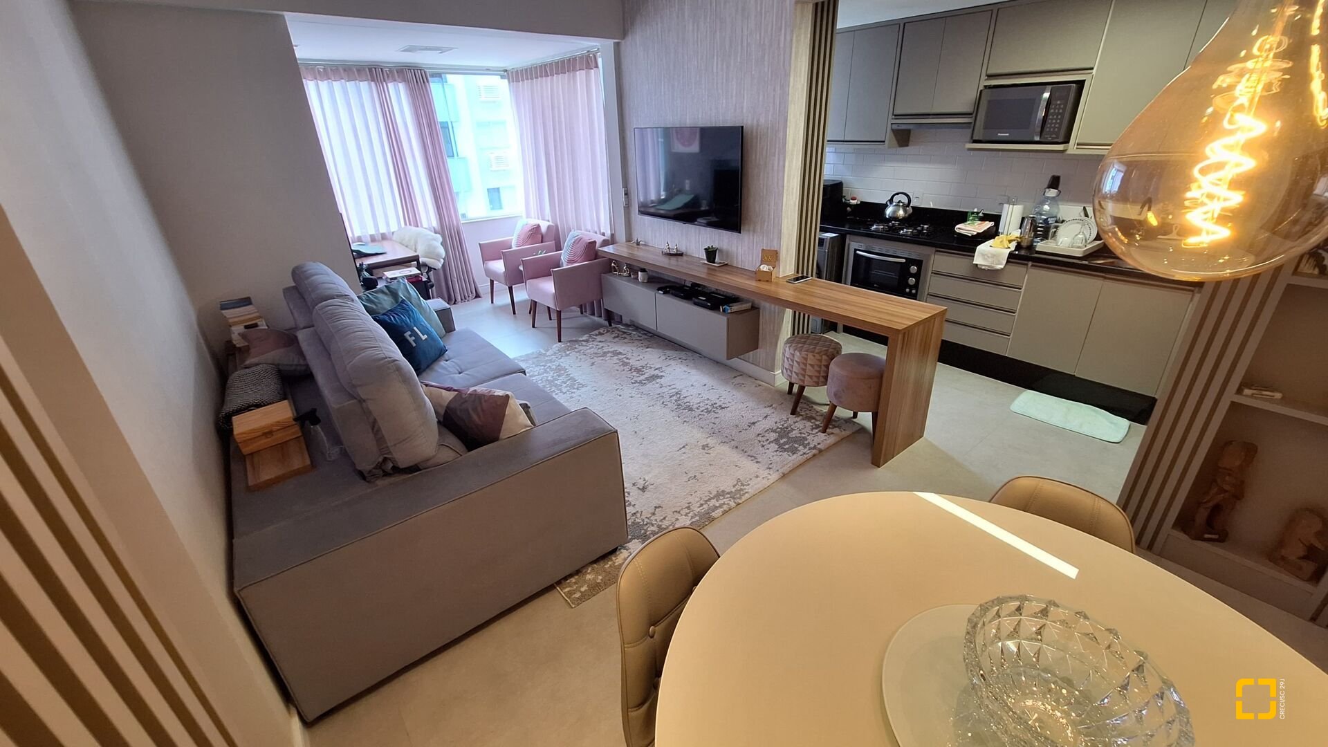 Apartamento com 49m², 1 quarto, 1 garagem, no bairro Jurerê Internacional em Florianópolis