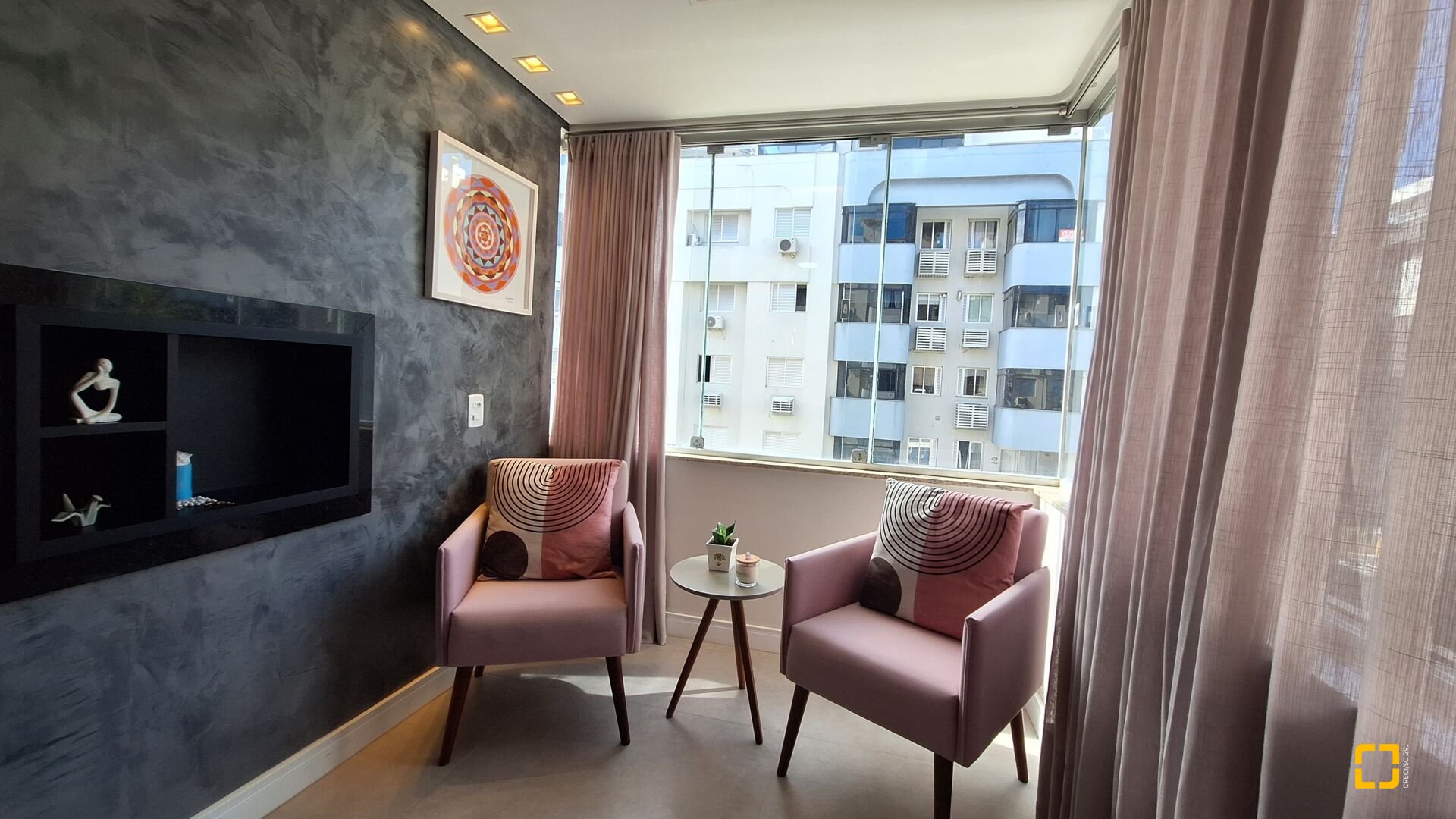 Apartamento com 49m², 1 quarto, 1 garagem, no bairro Jurerê Internacional em Florianópolis