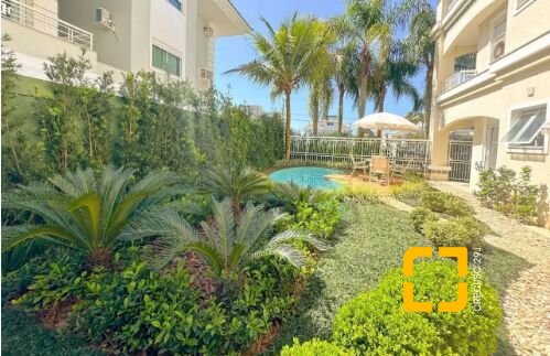 Apartamento com 234m², 8 quartos (sendo 4 suítes), 2 garagens, no bairro Jurerê Internacional em Florianópolis
