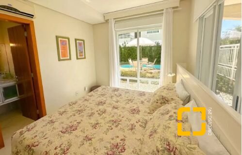 Apartamento com 234m², 8 quartos (sendo 4 suítes), 2 garagens, no bairro Jurerê Internacional em Florianópolis