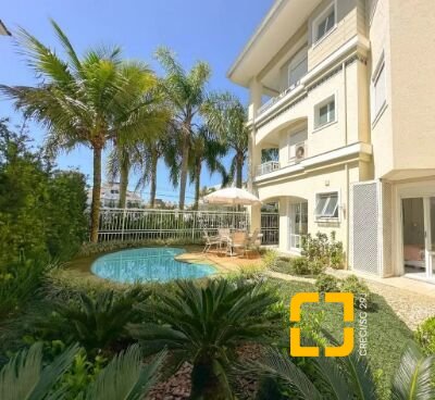 Apartamento com 234m², 8 quartos (sendo 4 suítes), 2 garagens, no bairro Jurerê Internacional em Florianópolis