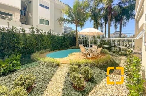 Apartamento com 234m², 8 quartos (sendo 4 suítes), 2 garagens, no bairro Jurerê Internacional em Florianópolis
