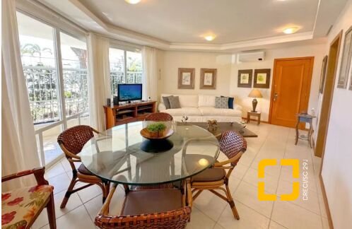 Apartamento com 234m², 8 quartos (sendo 4 suítes), 2 garagens, no bairro Jurerê Internacional em Florianópolis