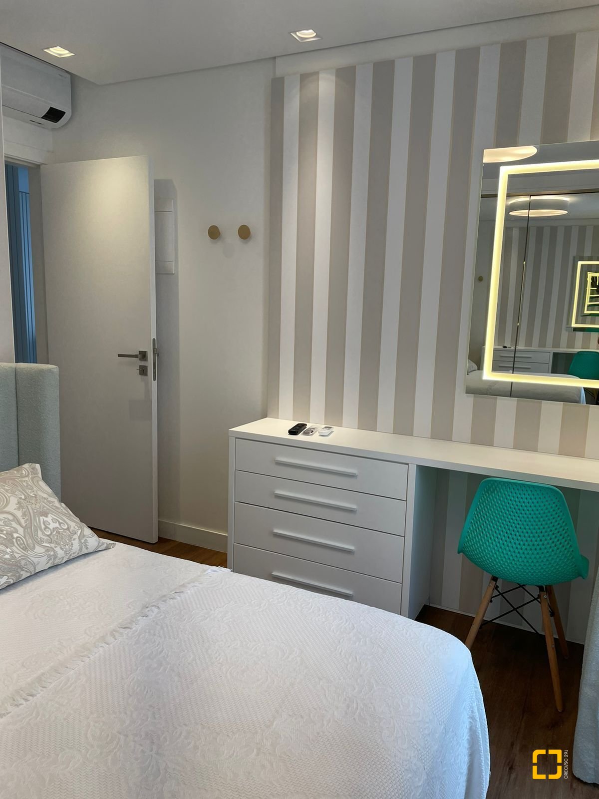 Apartamento com 62m², 1 quarto, 1 garagem, no bairro Jurerê Internacional em Florianópolis