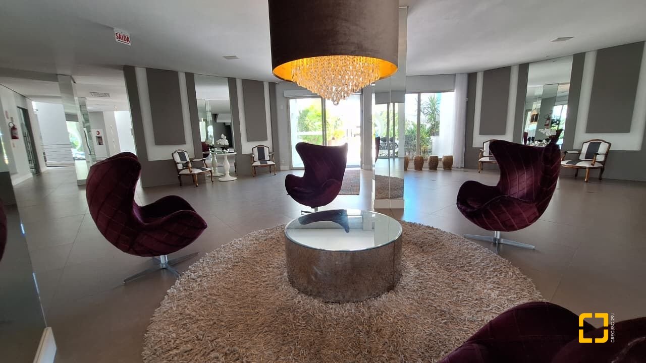 Apartamento com 125m², 3 quartos (sendo 1 suíte), 2 garagens, no bairro Jurerê Internacional em Florianópolis