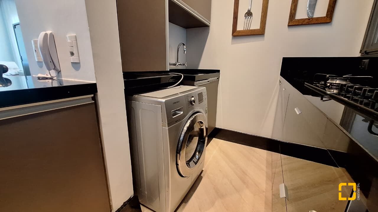 Apartamento com 125m², 3 quartos (sendo 1 suíte), 2 garagens, no bairro Jurerê Internacional em Florianópolis