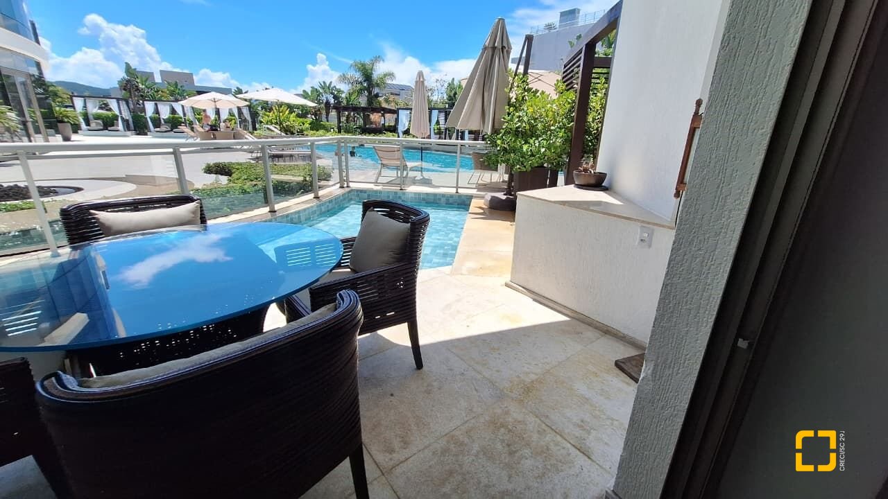 Apartamento com 125m², 3 quartos (sendo 1 suíte), 2 garagens, no bairro Jurerê Internacional em Florianópolis