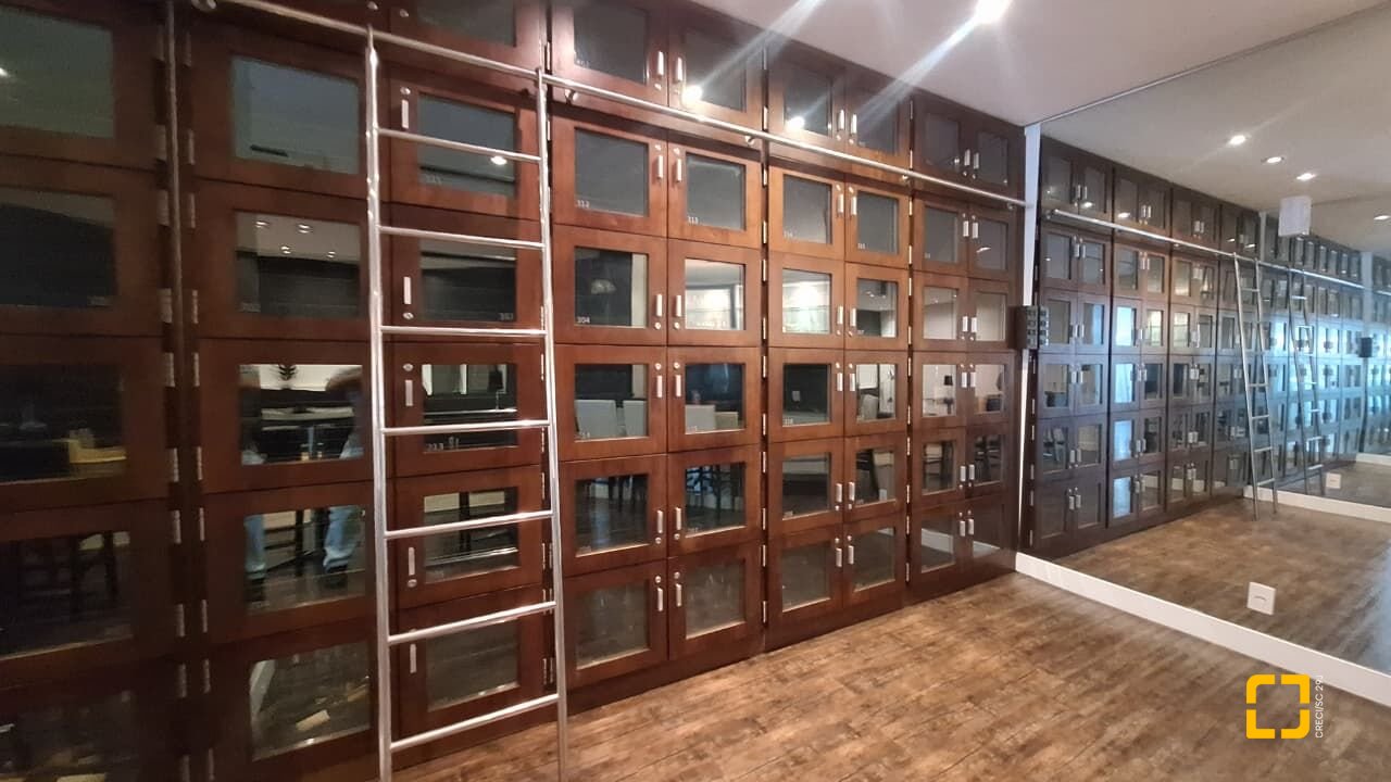 Apartamento com 125m², 3 quartos (sendo 1 suíte), 2 garagens, no bairro Jurerê Internacional em Florianópolis