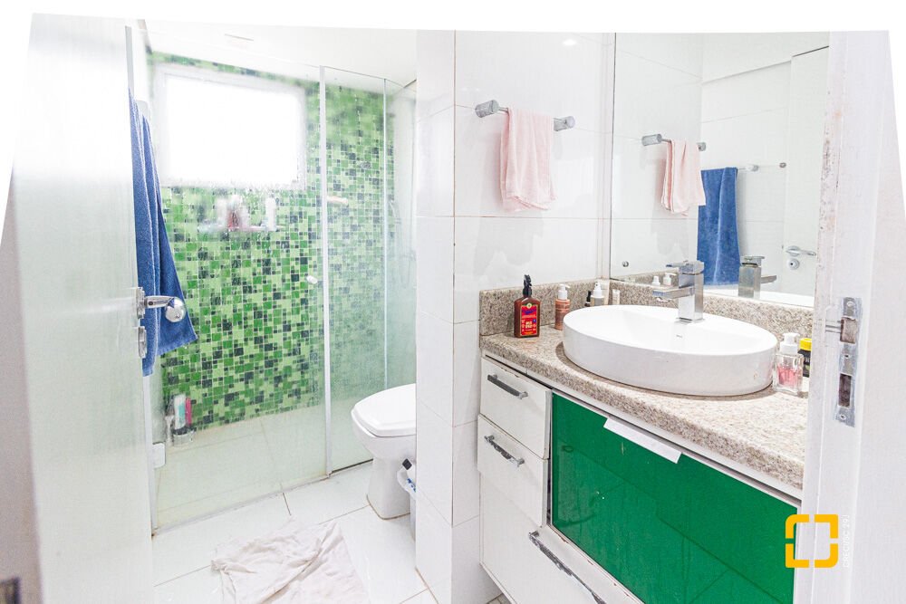 Apartamento com 146m², 5 quartos (sendo 2 suítes), 1 garagem, no bairro Jurerê Internacional em Florianópolis