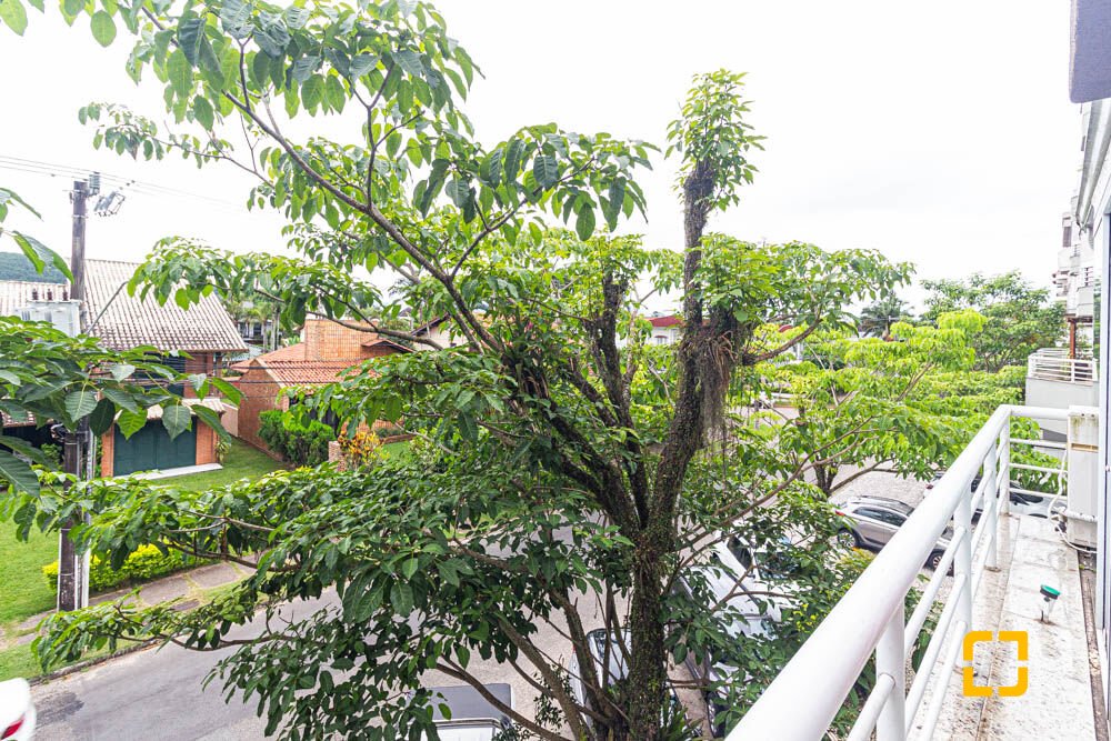 Apartamento com 146m², 5 quartos (sendo 2 suítes), 1 garagem, no bairro Jurerê Internacional em Florianópolis