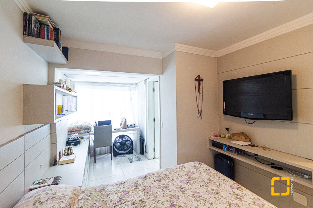 Apartamento com 146m², 5 quartos (sendo 2 suítes), 1 garagem, no bairro Jurerê Internacional em Florianópolis