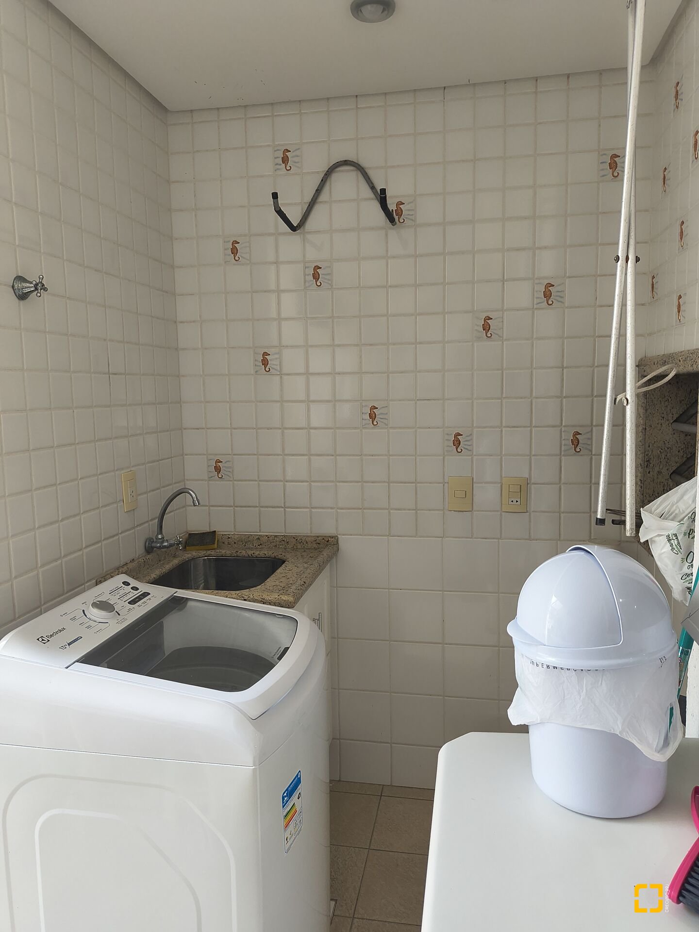 Apartamento com 122m², 5 quartos (sendo 2 suítes), 2 garagens, no bairro Jurerê Internacional em Florianópolis