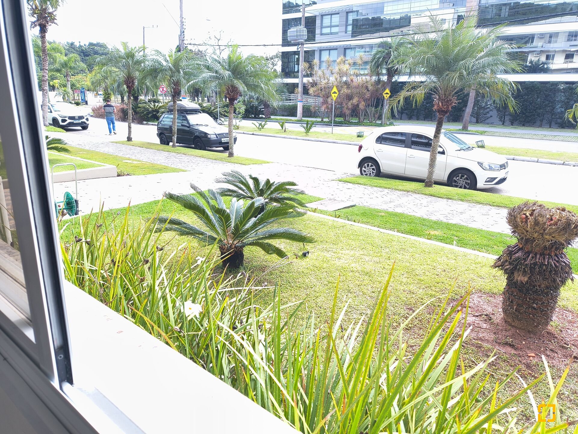 Apartamento com 122m², 5 quartos (sendo 2 suítes), 2 garagens, no bairro Jurerê Internacional em Florianópolis