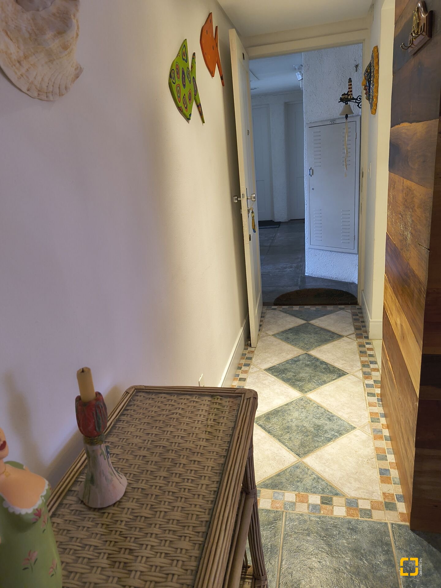 Apartamento com 186m², 5 quartos (sendo 1 suíte), 2 garagens, no bairro Jurerê Internacional em Florianópolis