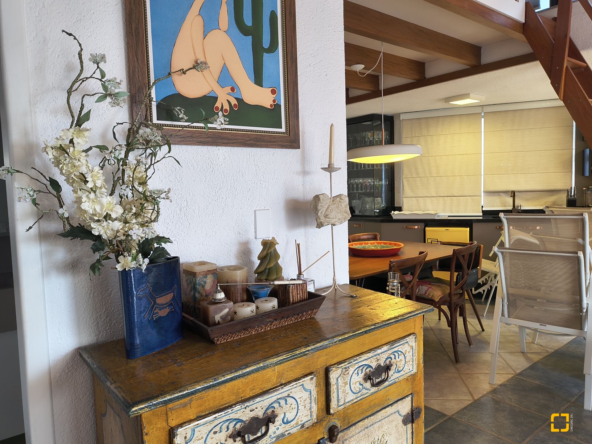 Apartamento com 186m², 5 quartos (sendo 1 suíte), 2 garagens, no bairro Jurerê Internacional em Florianópolis