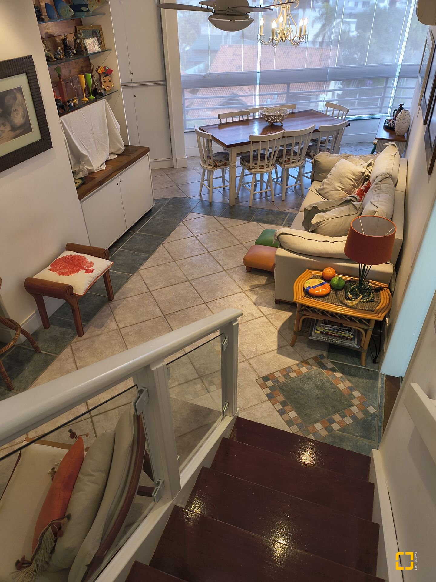 Apartamento com 186m², 5 quartos (sendo 1 suíte), 2 garagens, no bairro Jurerê Internacional em Florianópolis