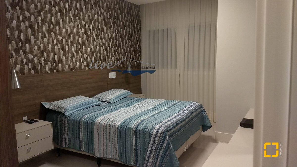 Apartamento com 155m², 6 quartos (sendo 3 suítes), 2 garagens, no bairro Jurerê Internacional em Florianópolis