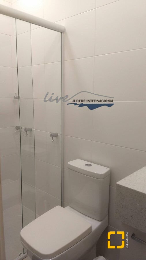 Apartamento com 155m², 6 quartos (sendo 3 suítes), 2 garagens, no bairro Jurerê Internacional em Florianópolis