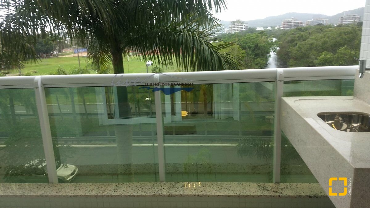 Apartamento com 155m², 6 quartos (sendo 3 suítes), 2 garagens, no bairro Jurerê Internacional em Florianópolis