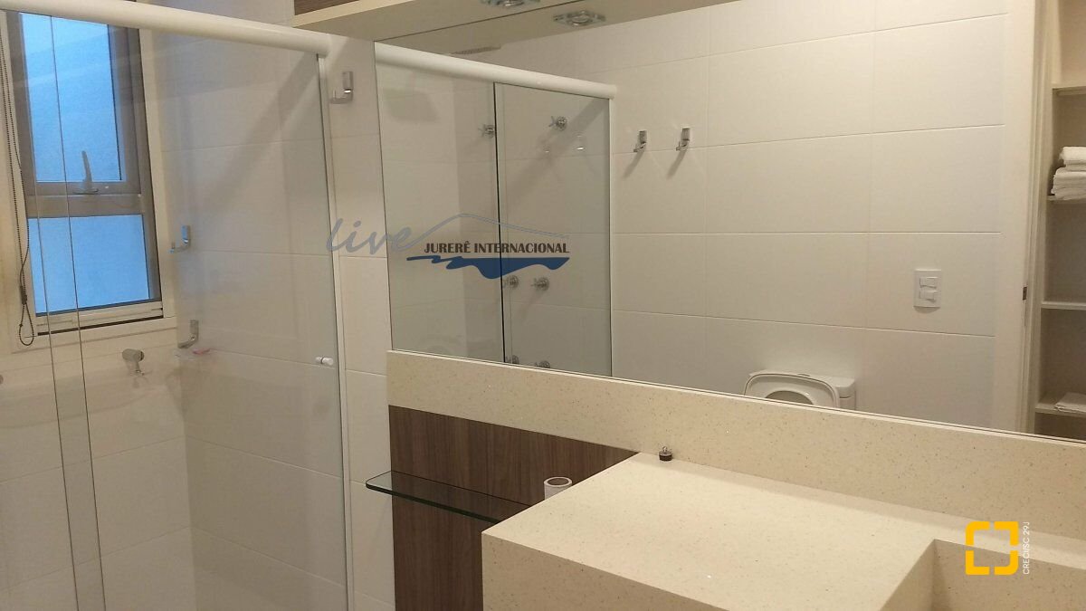 Apartamento com 155m², 6 quartos (sendo 3 suítes), 2 garagens, no bairro Jurerê Internacional em Florianópolis
