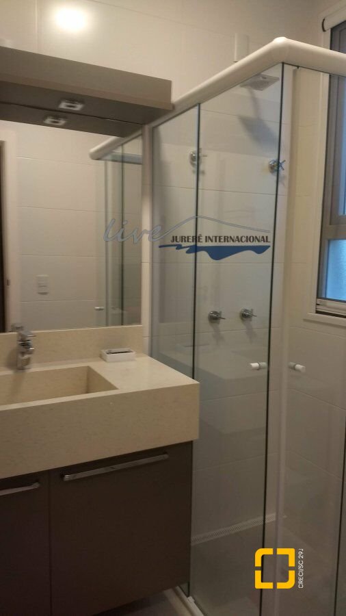 Apartamento com 155m², 6 quartos (sendo 3 suítes), 2 garagens, no bairro Jurerê Internacional em Florianópolis