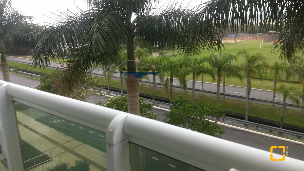 Apartamento com 155m², 6 quartos (sendo 3 suítes), 2 garagens, no bairro Jurerê Internacional em Florianópolis