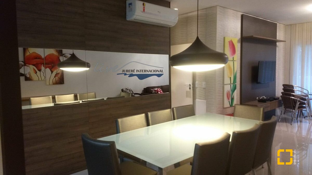 Apartamento com 155m², 6 quartos (sendo 3 suítes), 2 garagens, no bairro Jurerê Internacional em Florianópolis
