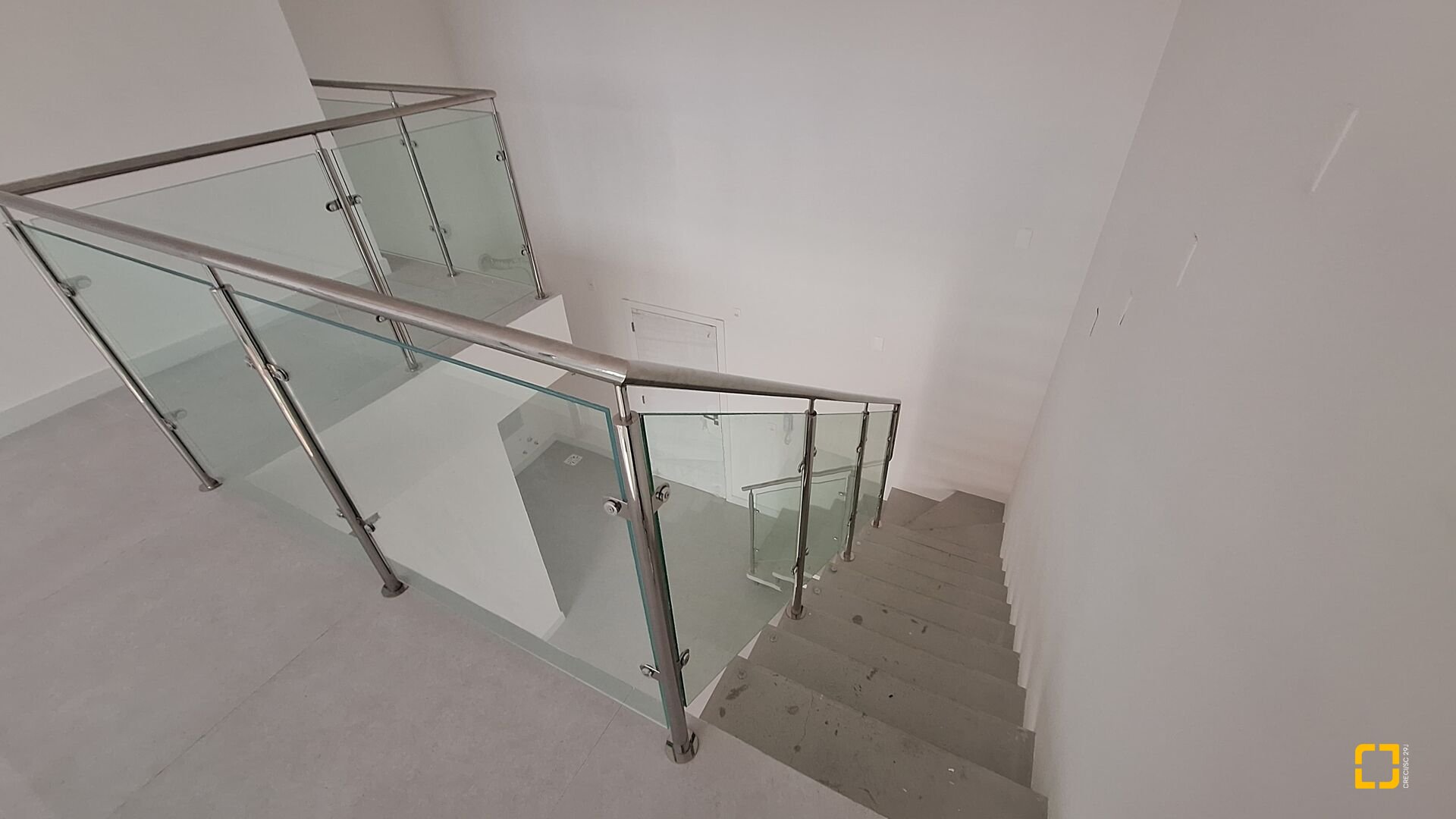 Apartamento com 74m², 4 quartos (sendo 2 suítes), 2 garagens, no bairro Jurerê Internacional em Florianópolis