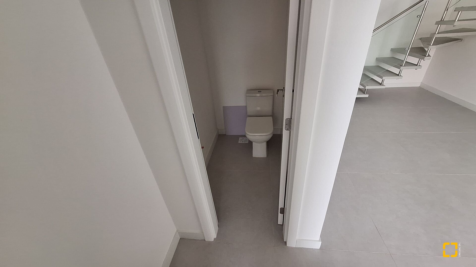 Apartamento com 74m², 4 quartos (sendo 2 suítes), 2 garagens, no bairro Jurerê Internacional em Florianópolis
